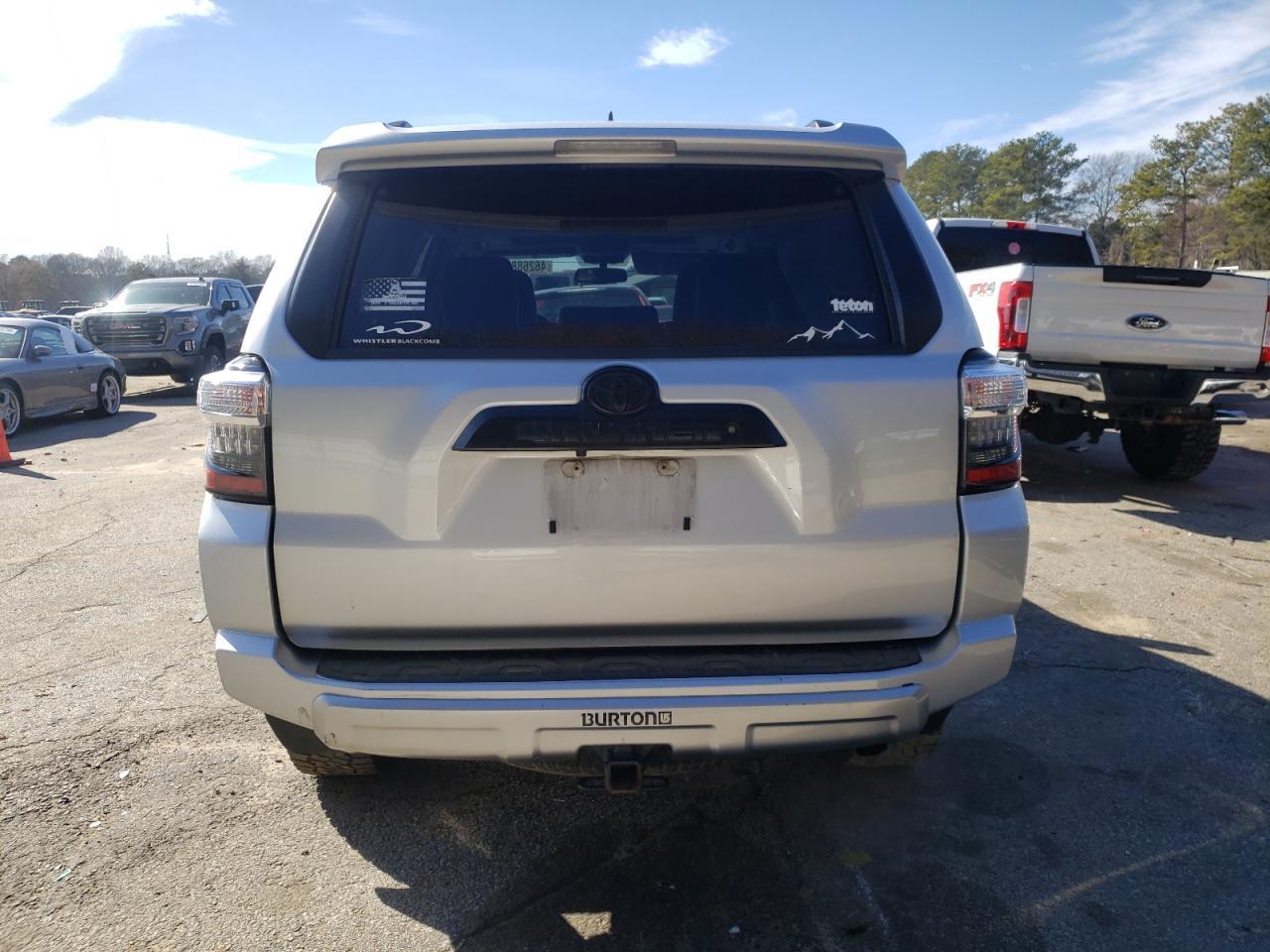 2019 TOYOTA 4RUNNER SR - Image 6
