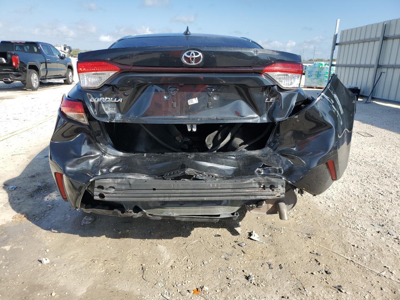 2022 TOYOTA COROLLA LE - Фото 6