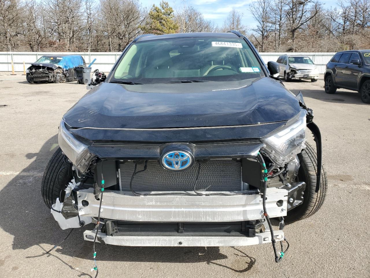 2024 TOYOTA RAV4 XLE P - Фото 5