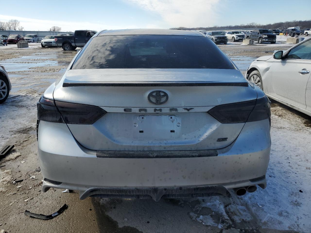 2018 TOYOTA CAMRY L - Фото 6