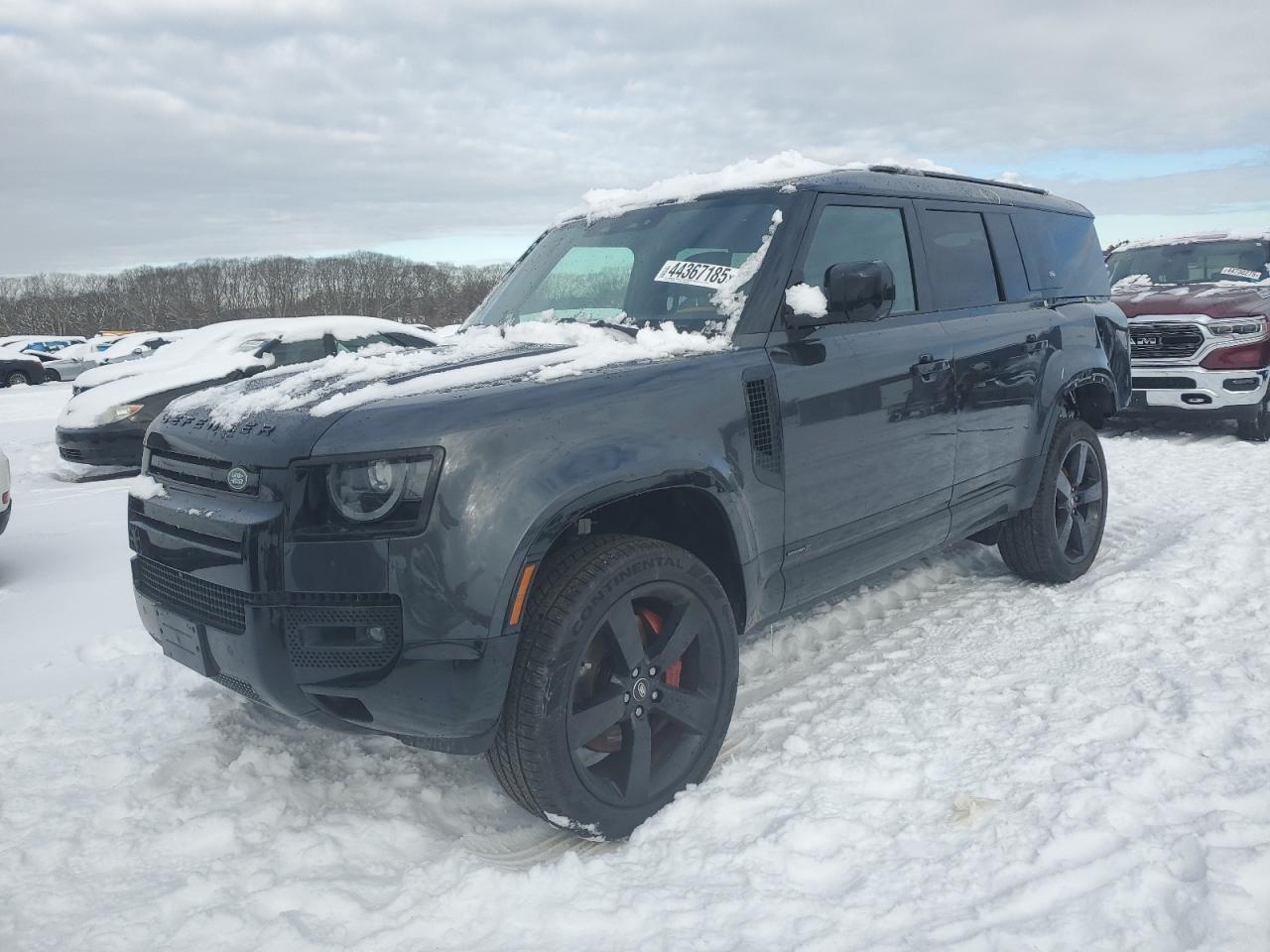 2024 LAND ROVER DEFENDER 1