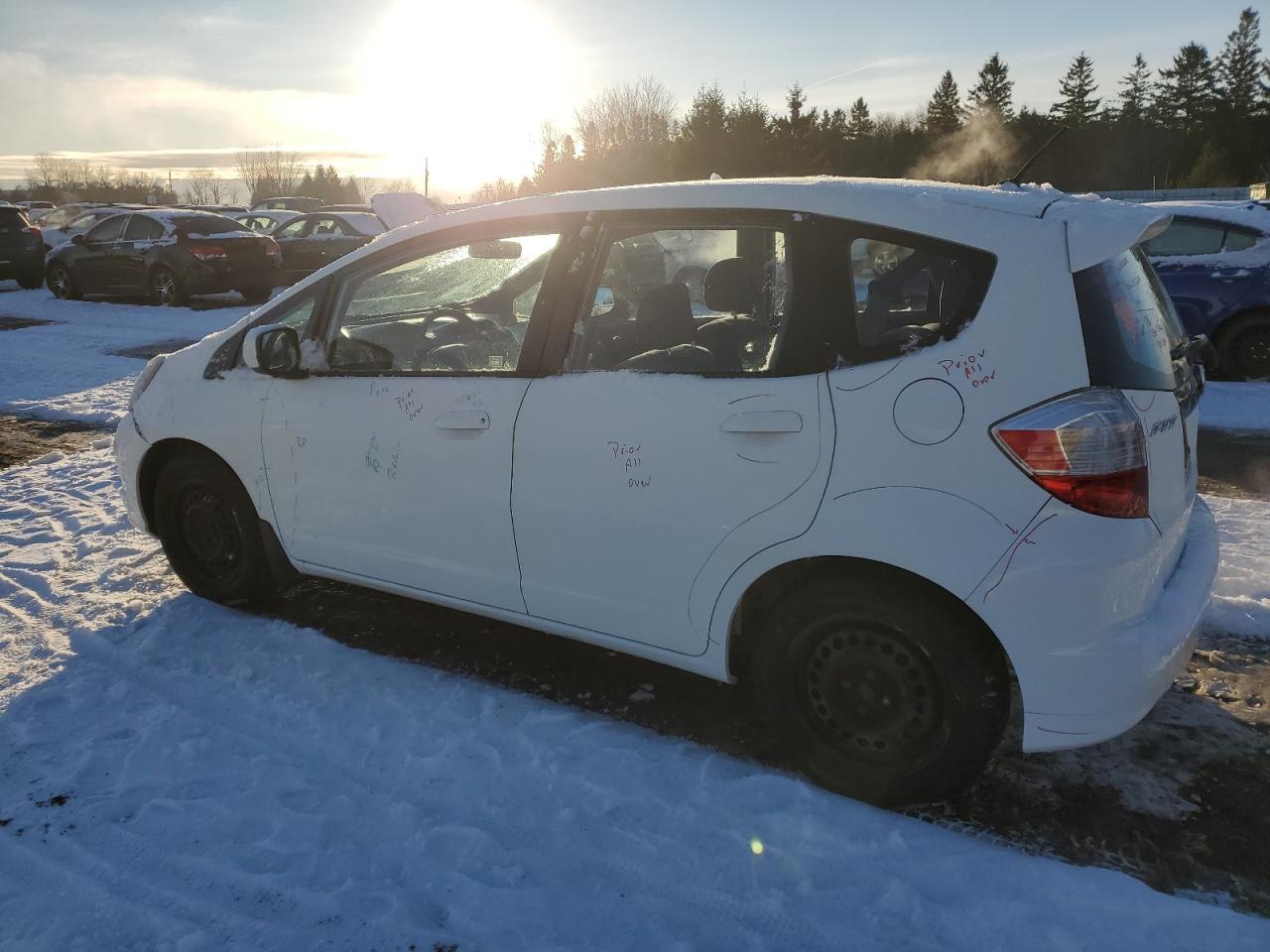 2013 HONDA FIT LX - Image 2