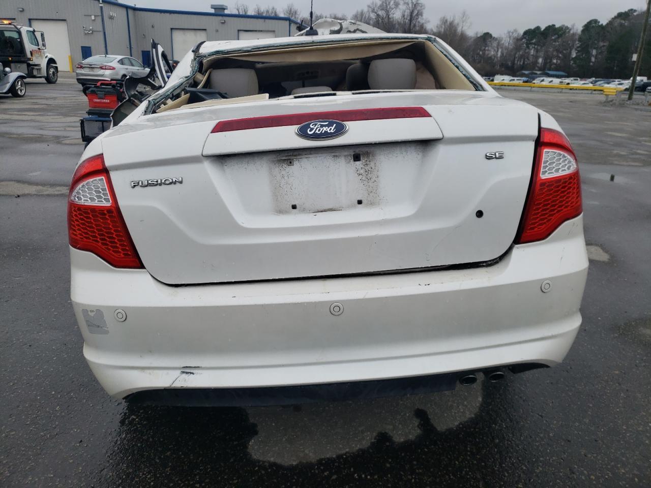 2012 FORD FUSION SE - Image 6