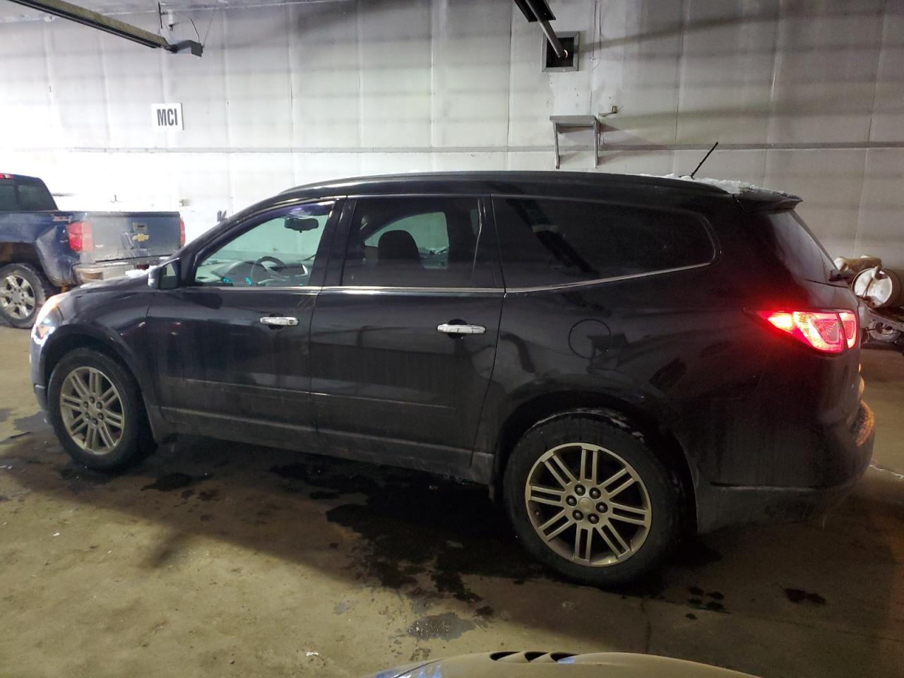 2015 CHEVROLET TRAVERSE L - Image 2