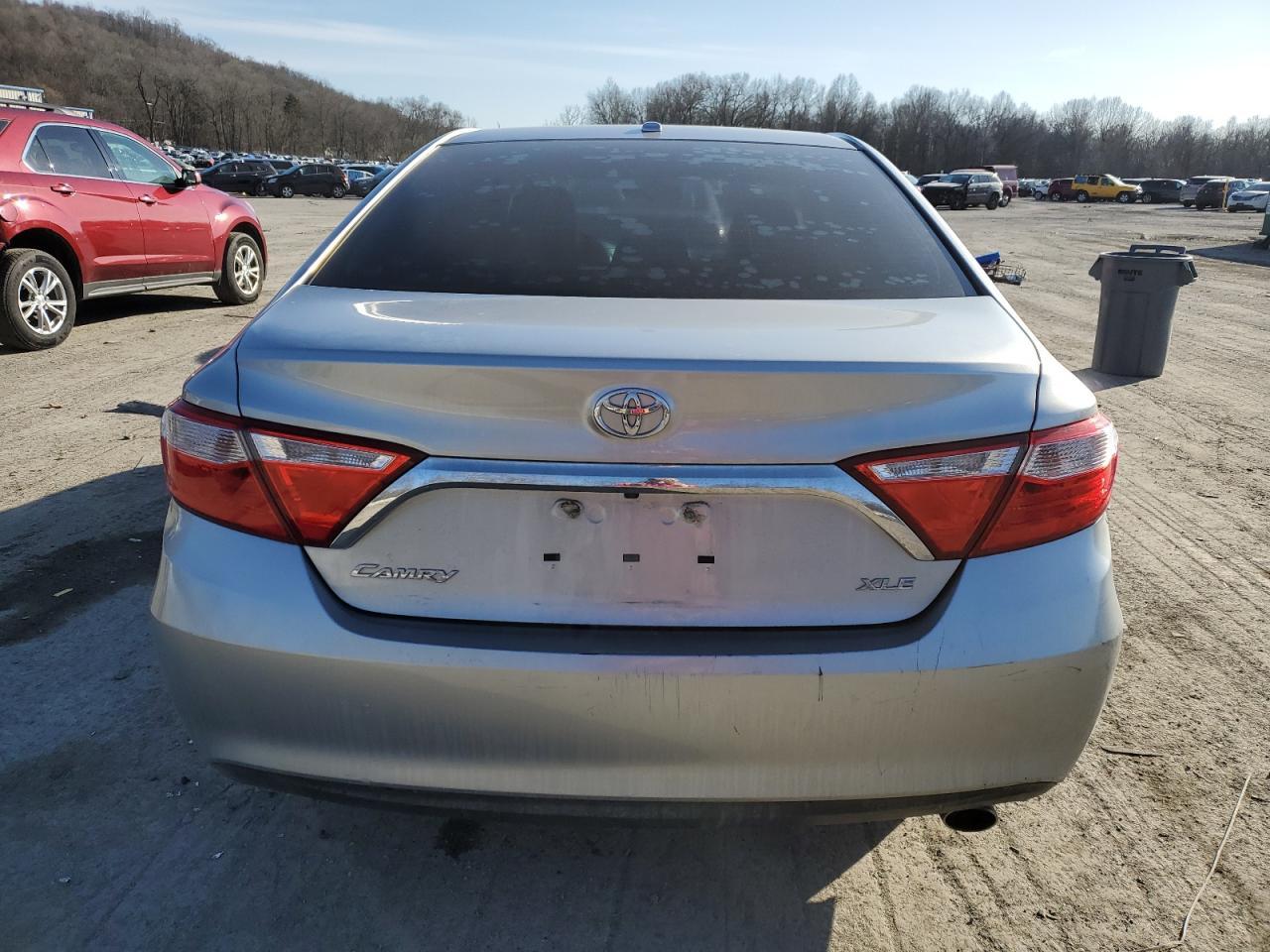 2015 TOYOTA CAMRY LE - Image 6