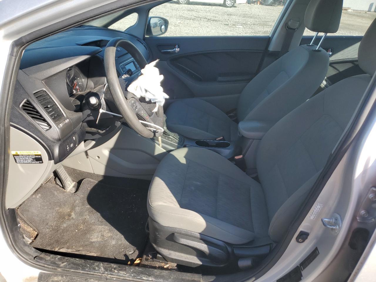 2015 KIA FORTE LX - Фото 7