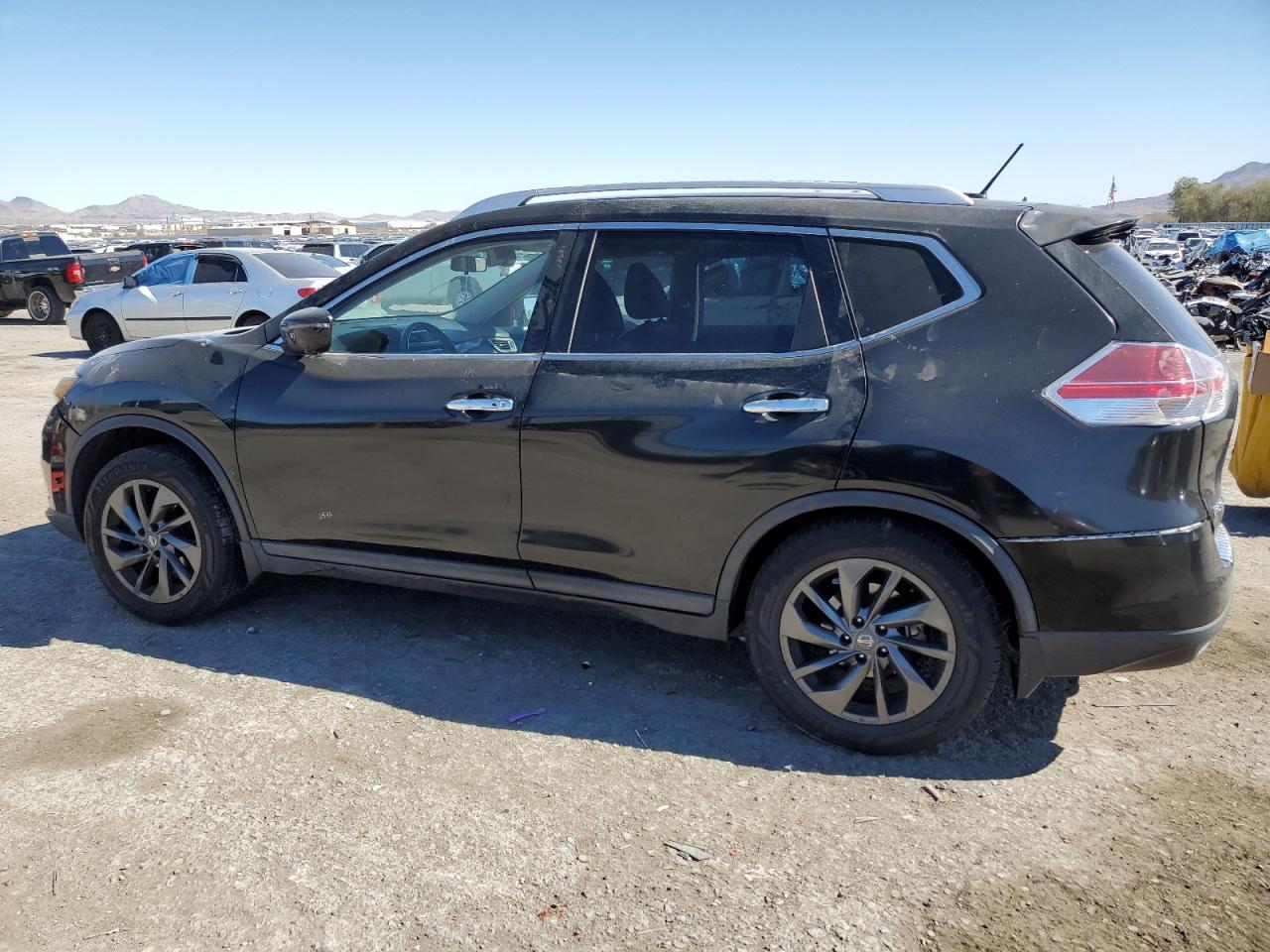 2016 NISSAN ROGUE S - Фото 2