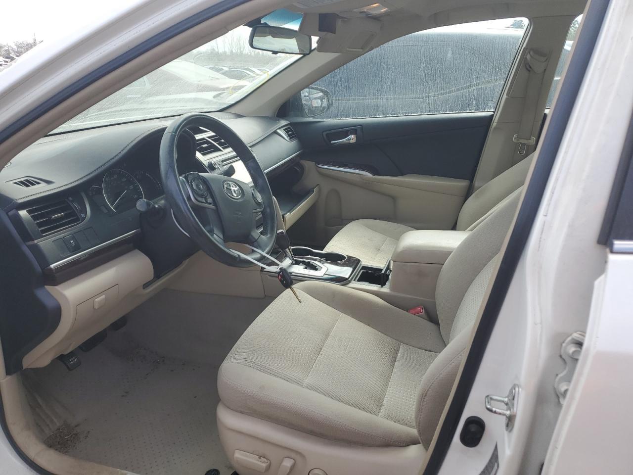 2014 TOYOTA CAMRY L - Image 7