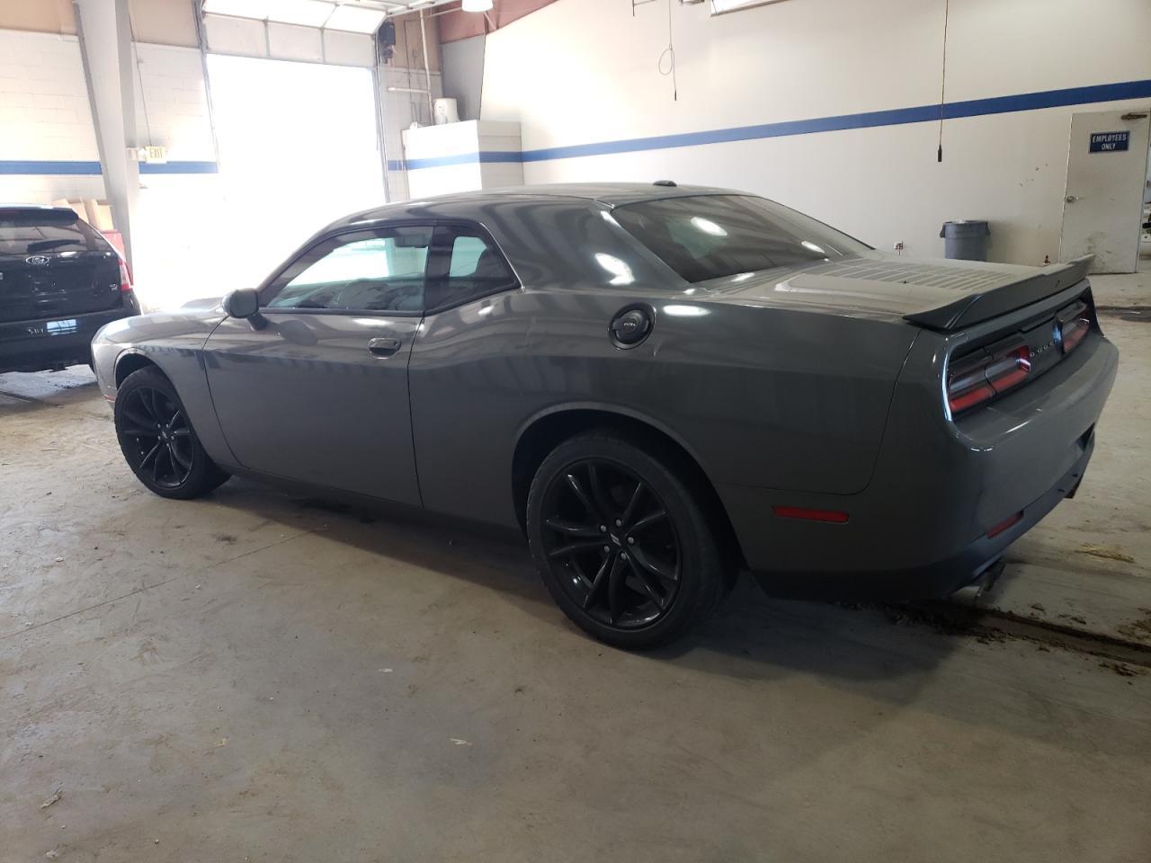 2017 DODGE CHALLENGER - Фото 2
