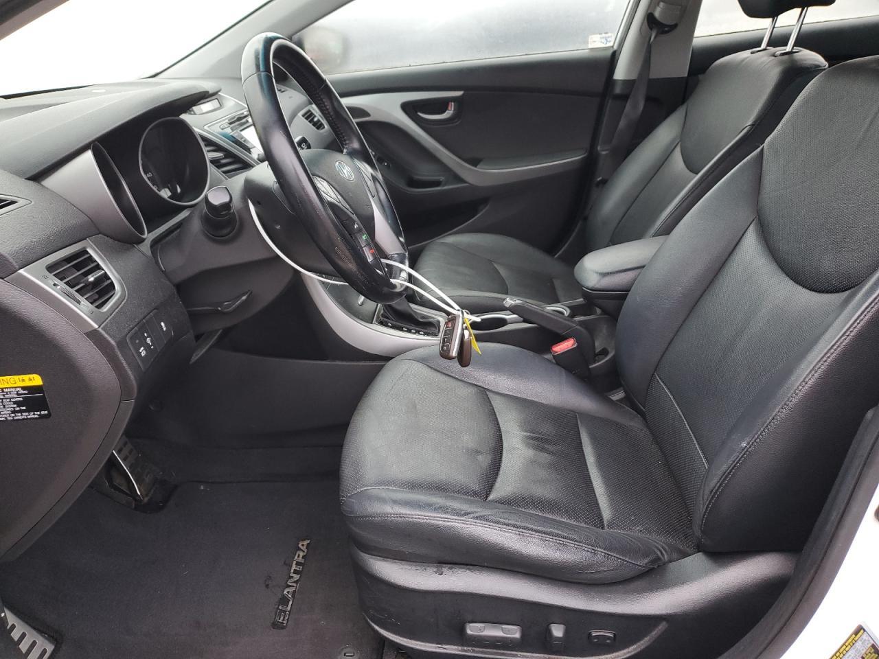 2015 HYUNDAI ELANTRA SE - Image 7