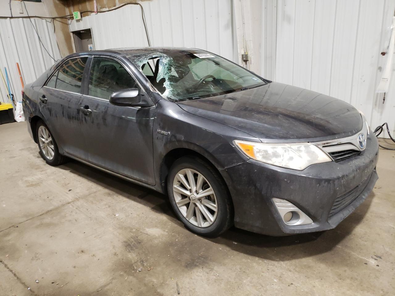 2012 TOYOTA CAMRY HYBR - Фото 4