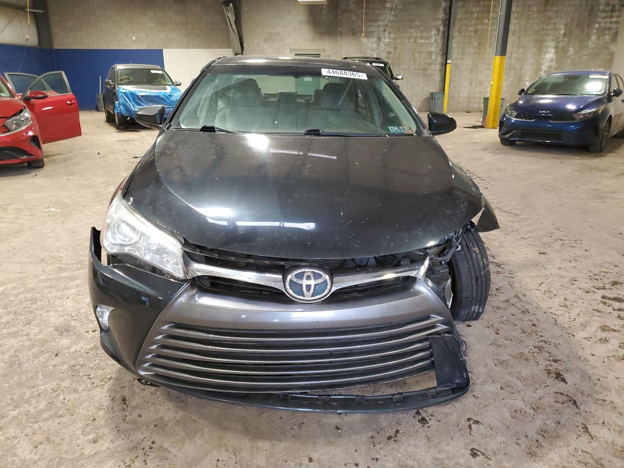2017 TOYOTA CAMRY LE - Image 5