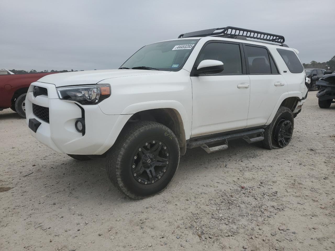 2019 TOYOTA 4RUNNER SR