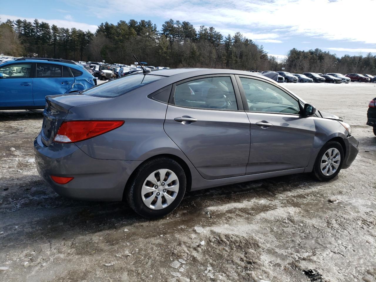 2017 HYUNDAI ACCENT SE - Image 3