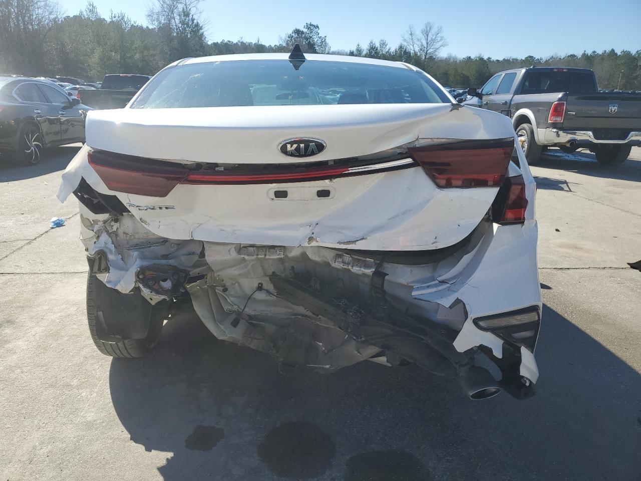 2021 KIA FORTE FE - Image 6