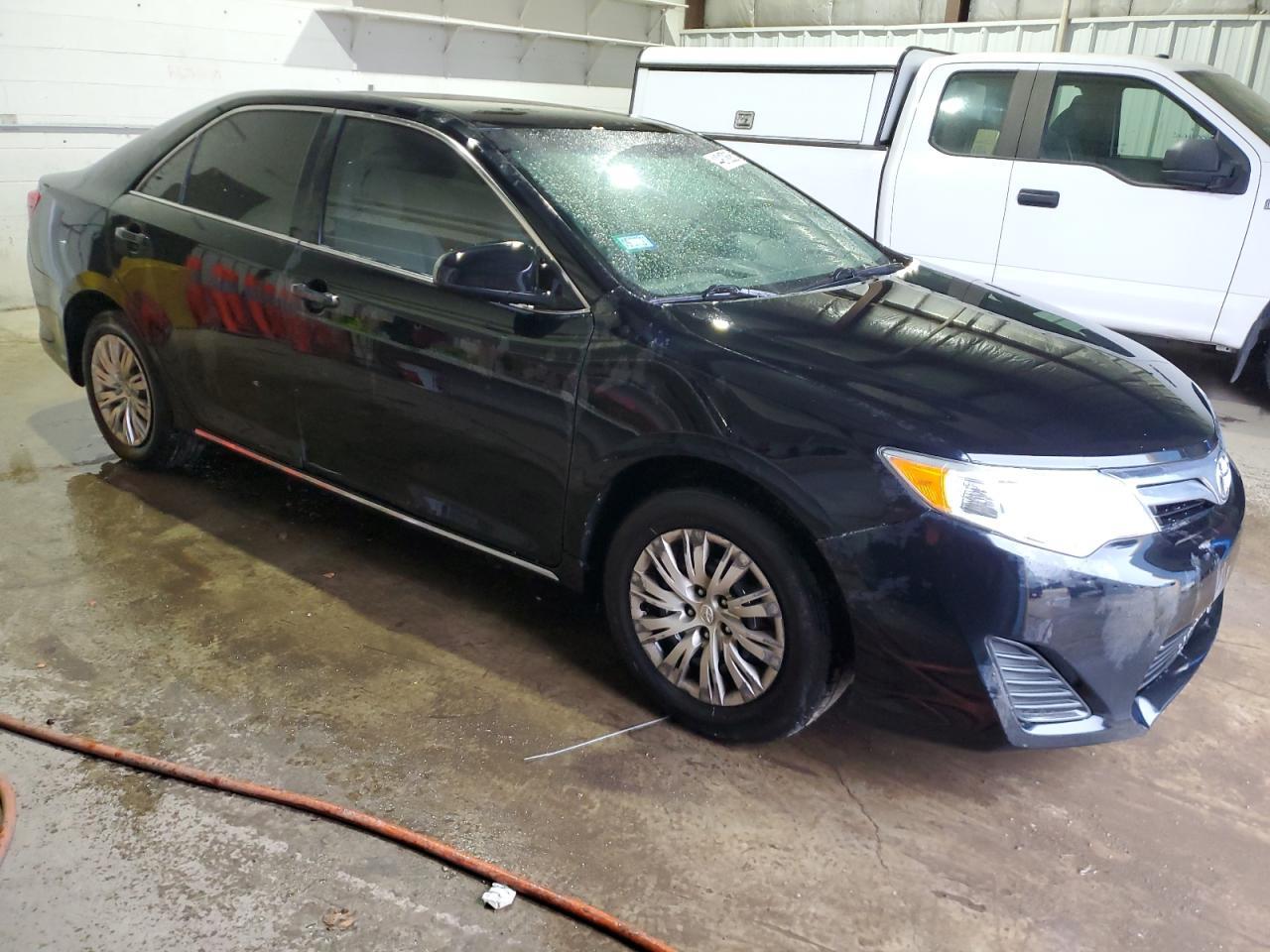 2014 TOYOTA CAMRY L - Фото 4
