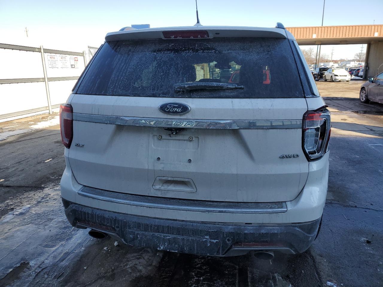 2018 FORD EXPLORER X - Image 6