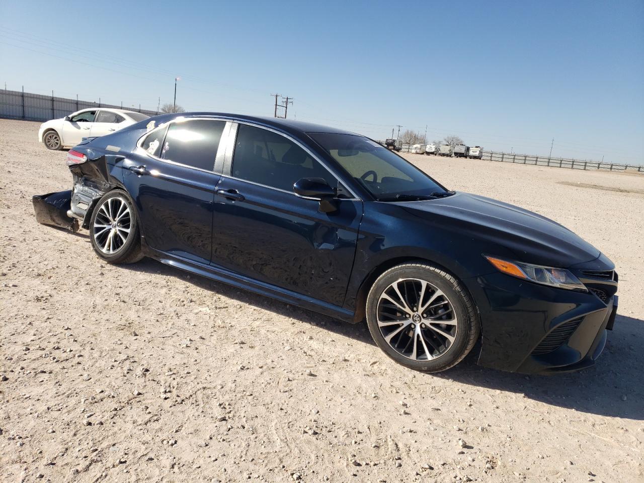 2018 TOYOTA CAMRY L - Image 4