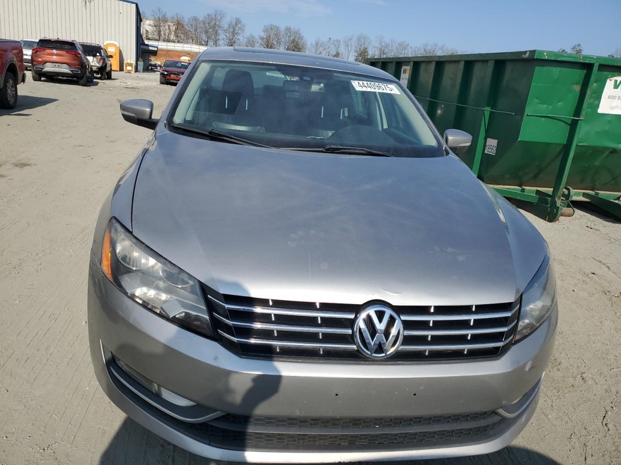 2013 VOLKSWAGEN PASSAT SEL - Фото 5