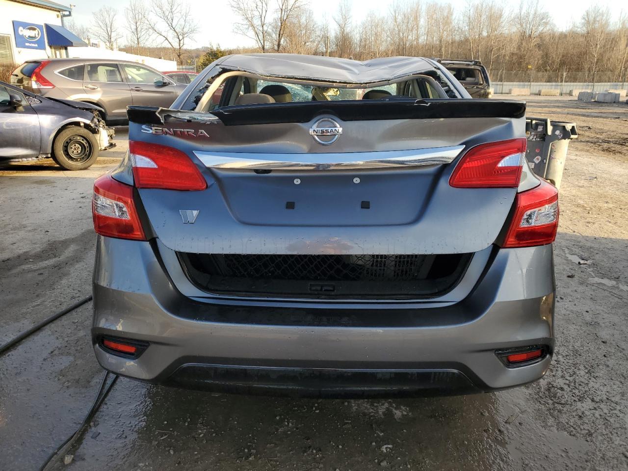 2018 NISSAN SENTRA S - Фото 6