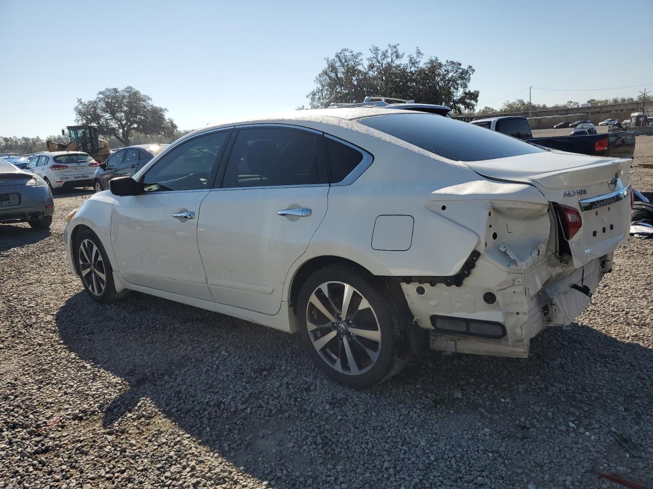 2016 NISSAN ALTIMA 2.5 - Image 2