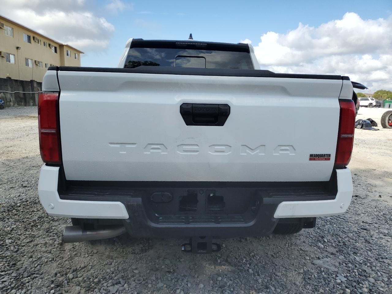 2024 TOYOTA TACOMA DOU - Фото 6