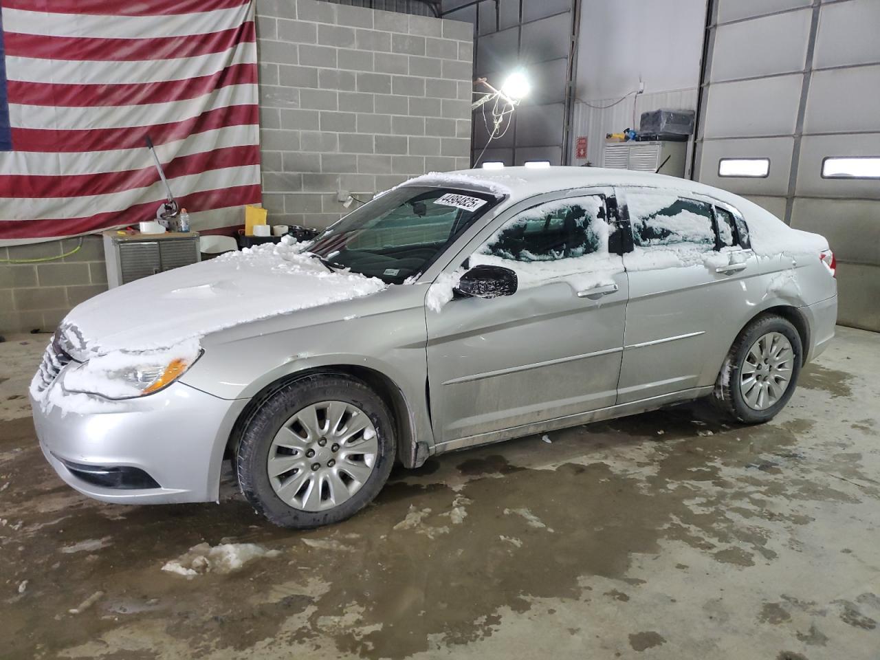 2012 CHRYSLER 200 LX