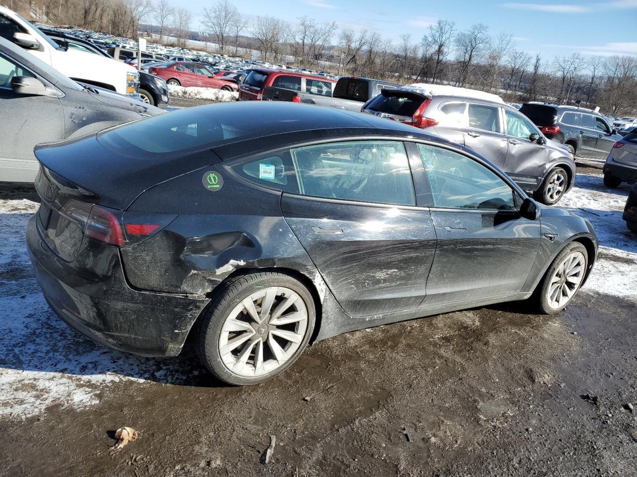 2021 TESLA MODEL 3 - Фото 3