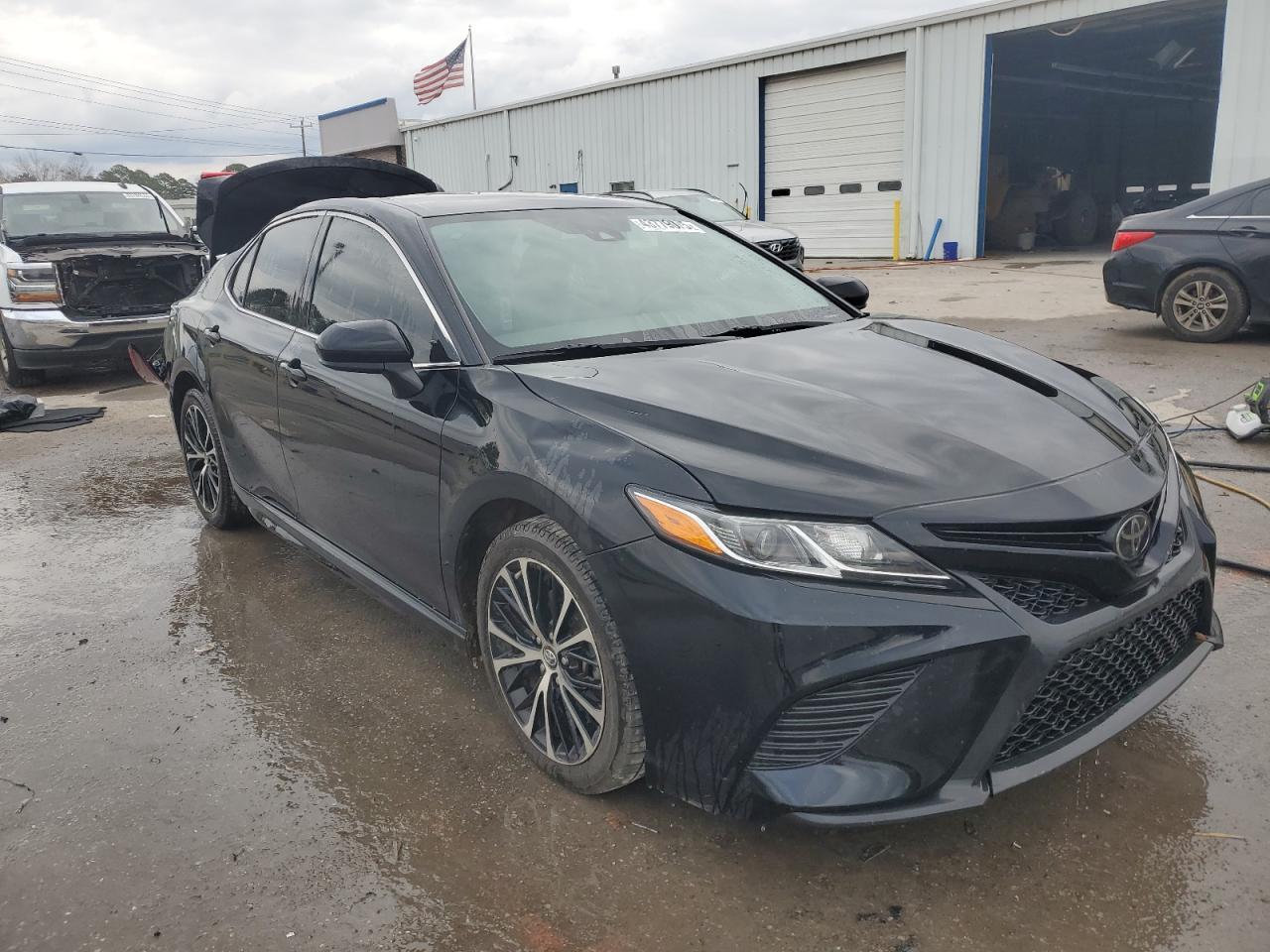2019 TOYOTA CAMRY L - Фото 4