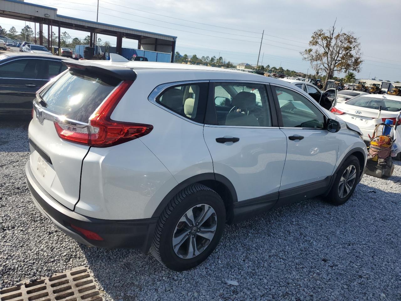 2019 HONDA CR-V LX - Image 3