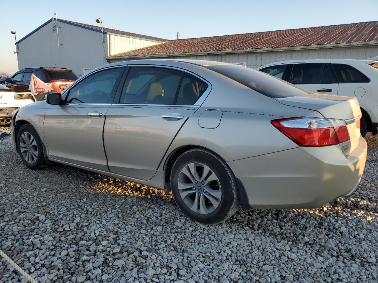 2014 HONDA ACCORD LX - Фото 2