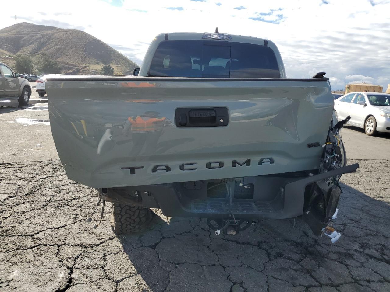2023 TOYOTA TACOMA DOU - Фото 6