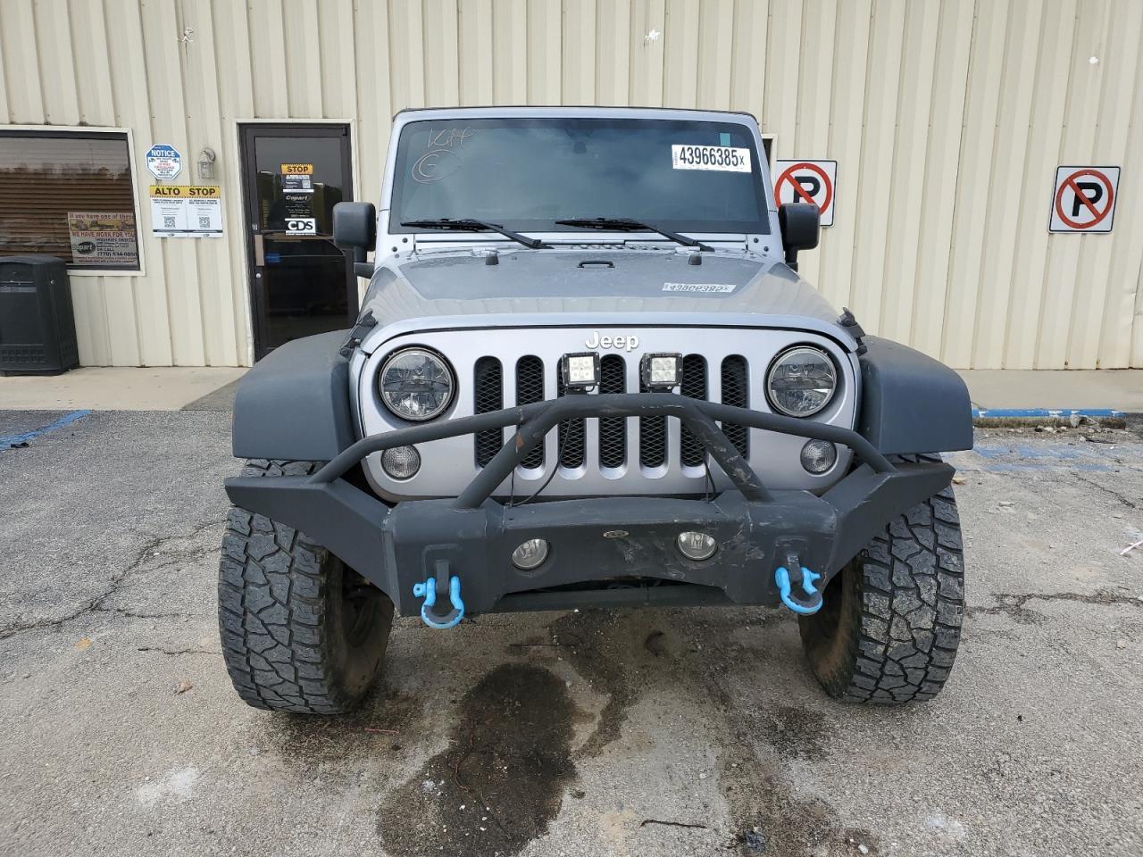 2015 JEEP WRANGLER U - Image 5