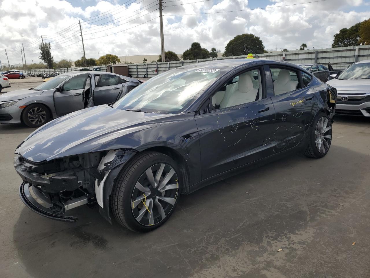 2024 TESLA MODEL 3
