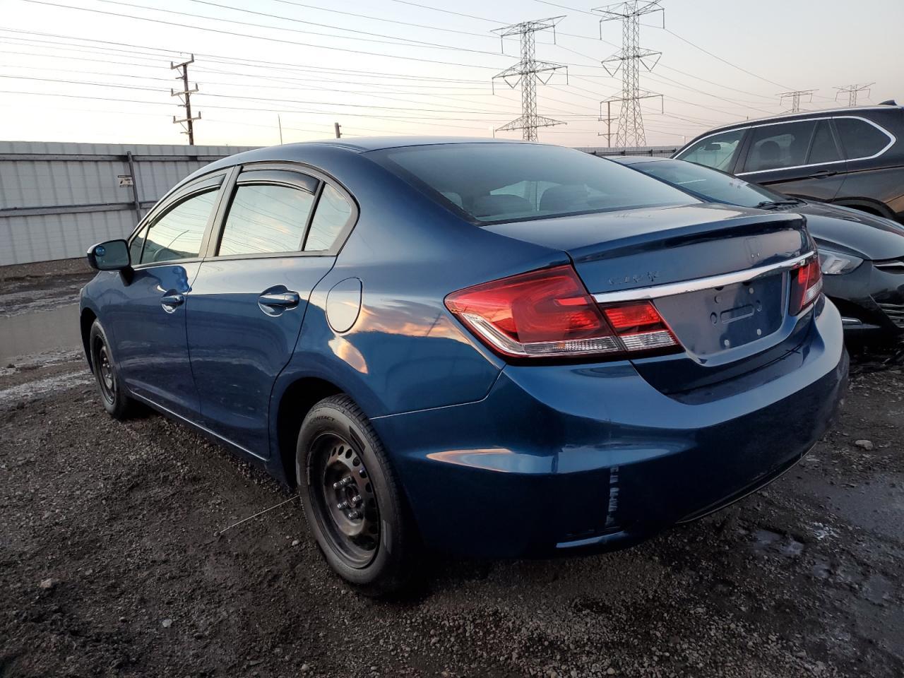 2015 HONDA CIVIC LX - Image 2