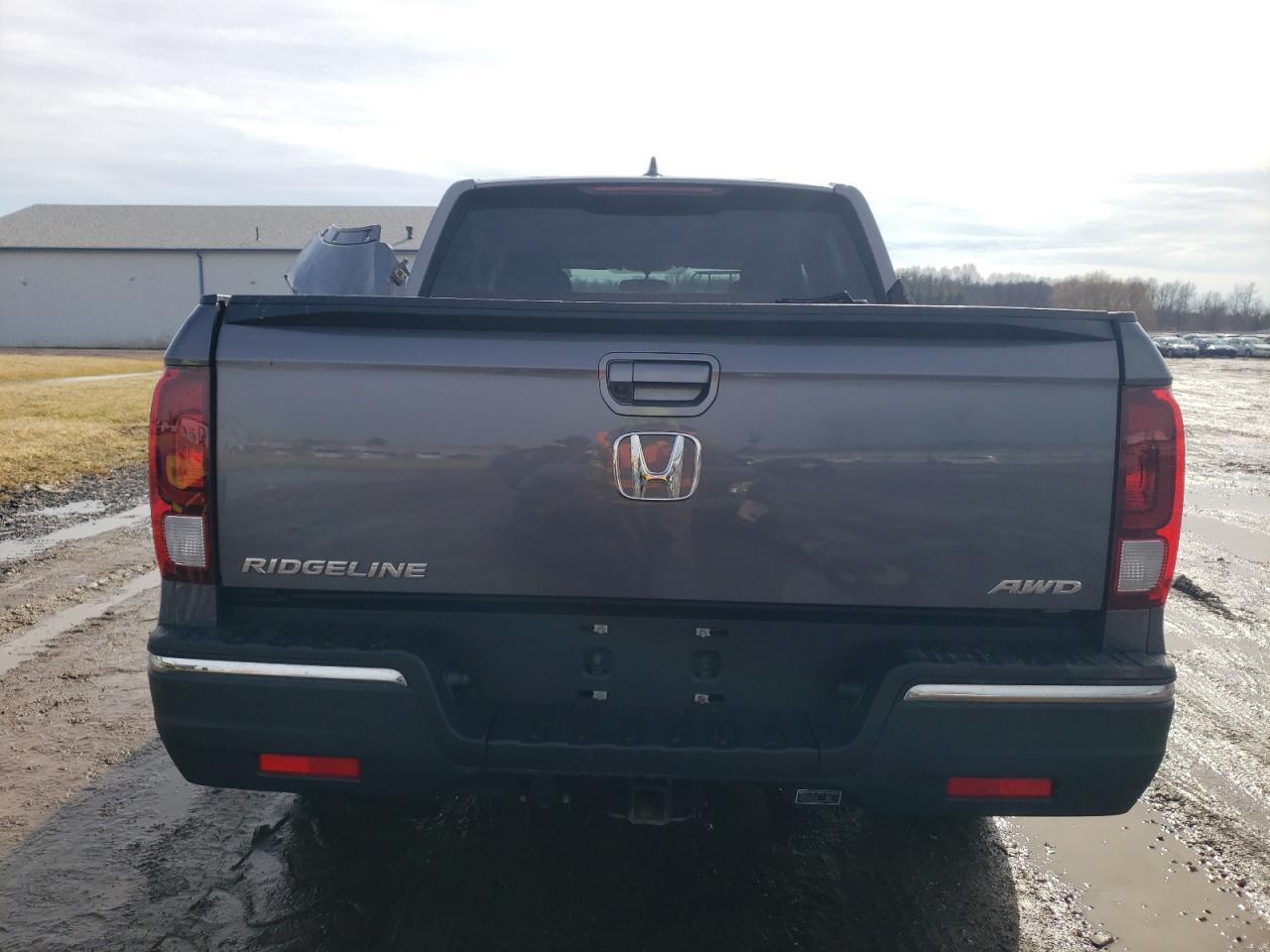 2017 HONDA RIDGELINE - Image 6