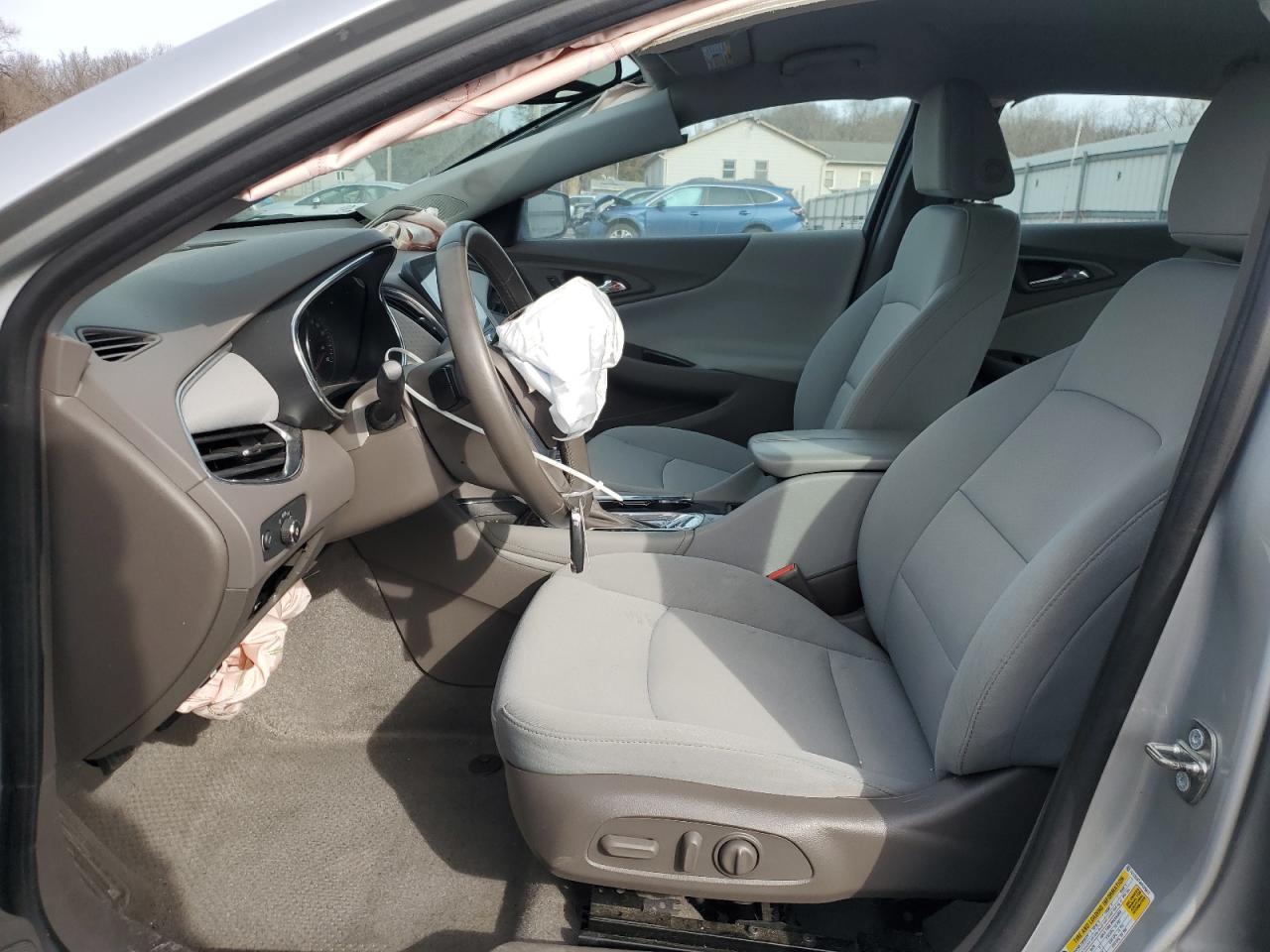 2017 CHEVROLET MALIBU LT - Фото 7