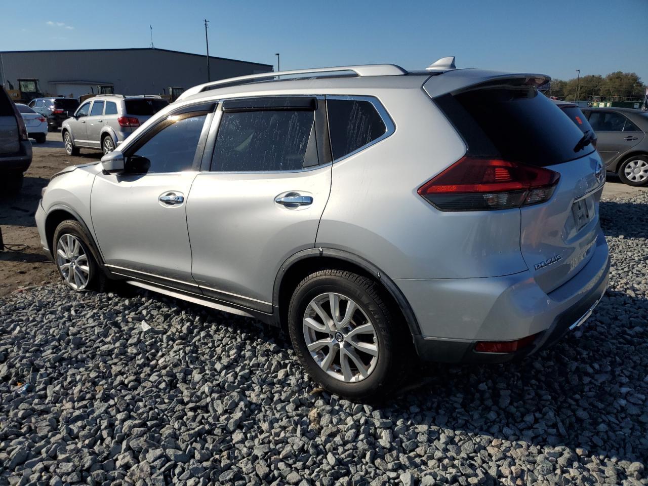 2018 NISSAN ROGUE S - Image 2