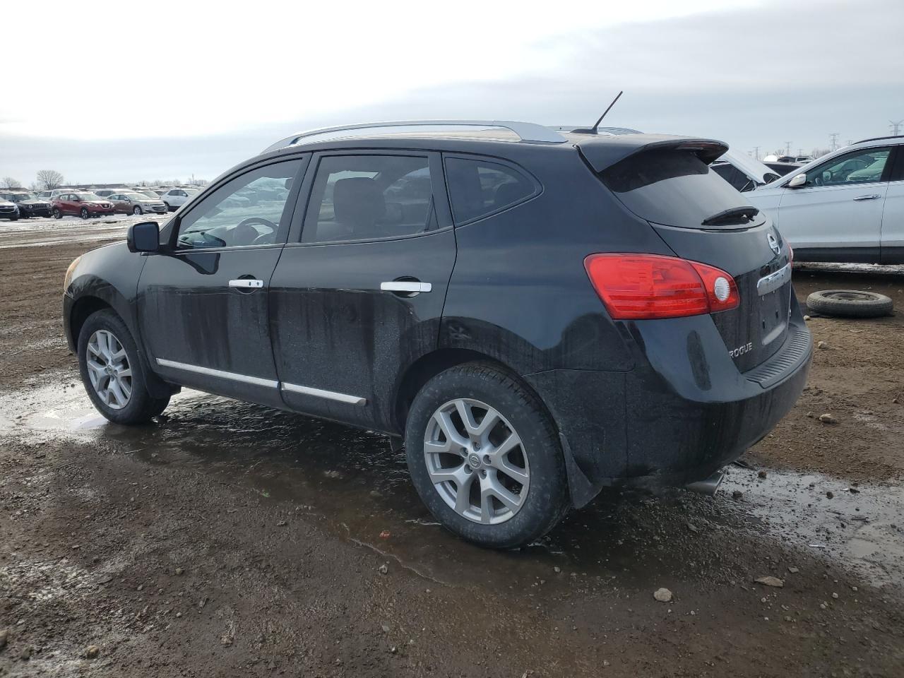 2013 NISSAN ROGUE S - Image 2