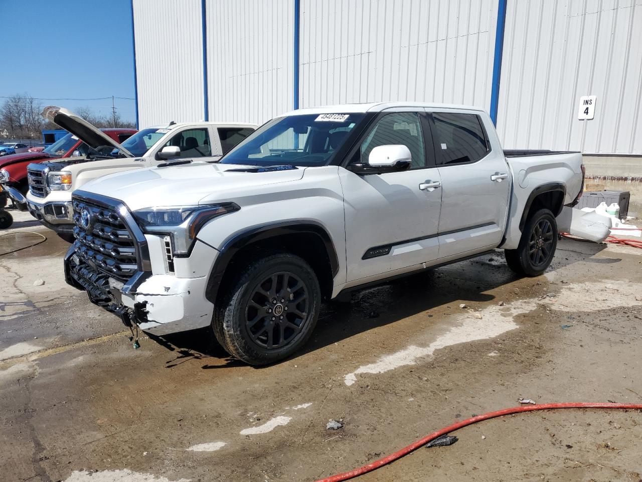 2023 TOYOTA TUNDRA CRE