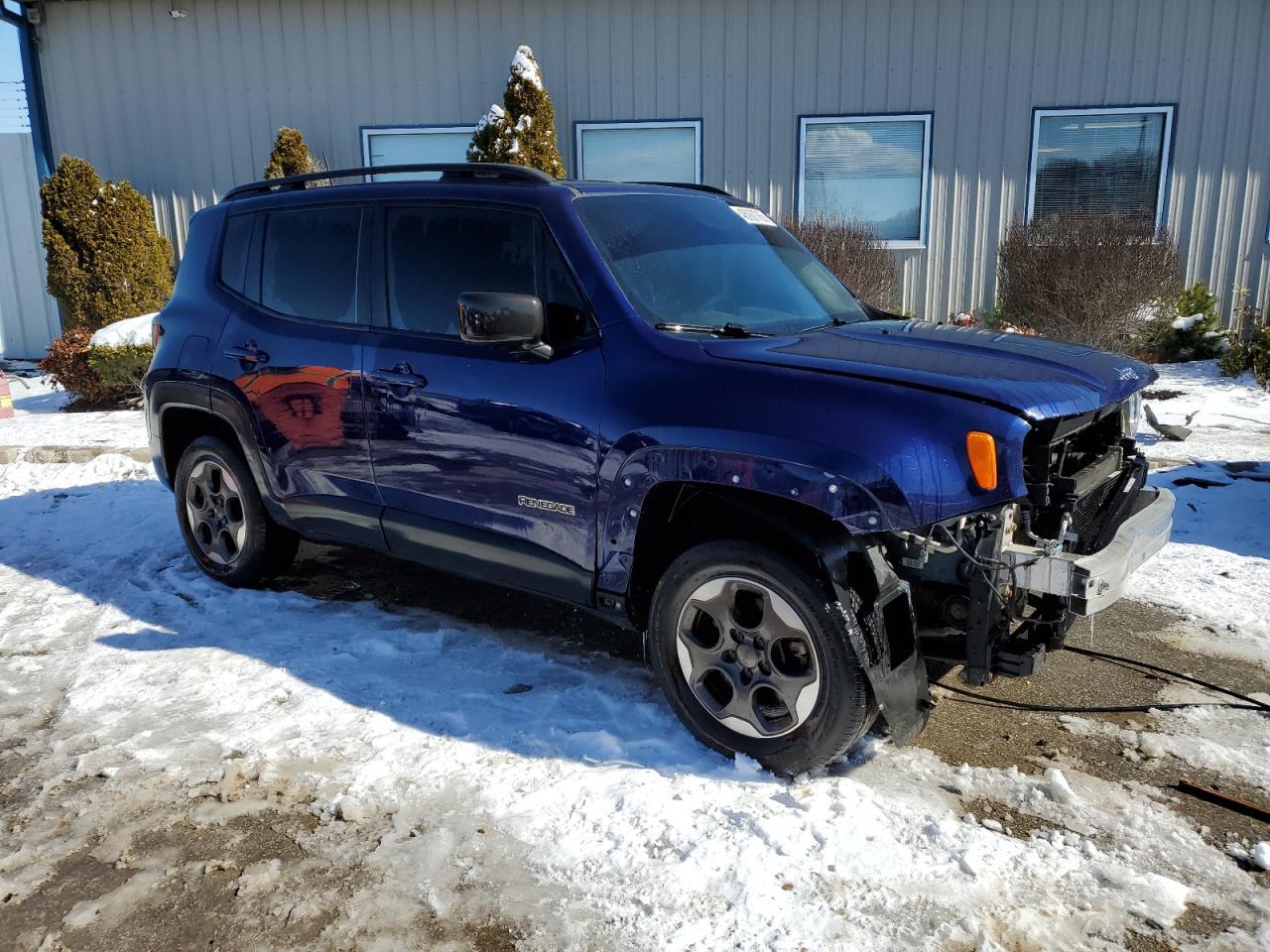 2017 JEEP RENEGADE S - Image 4