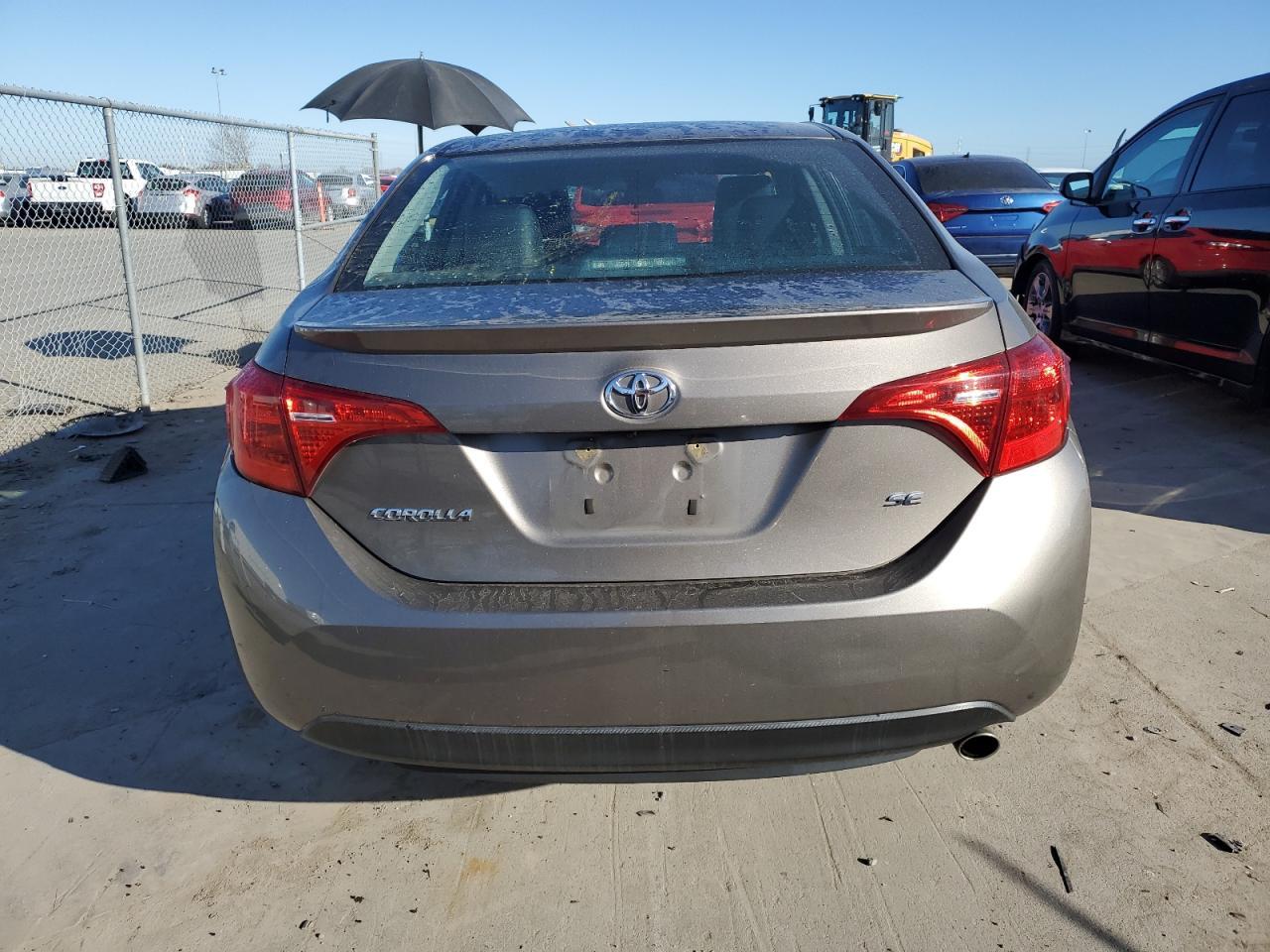 2018 TOYOTA COROLLA L - Image 6