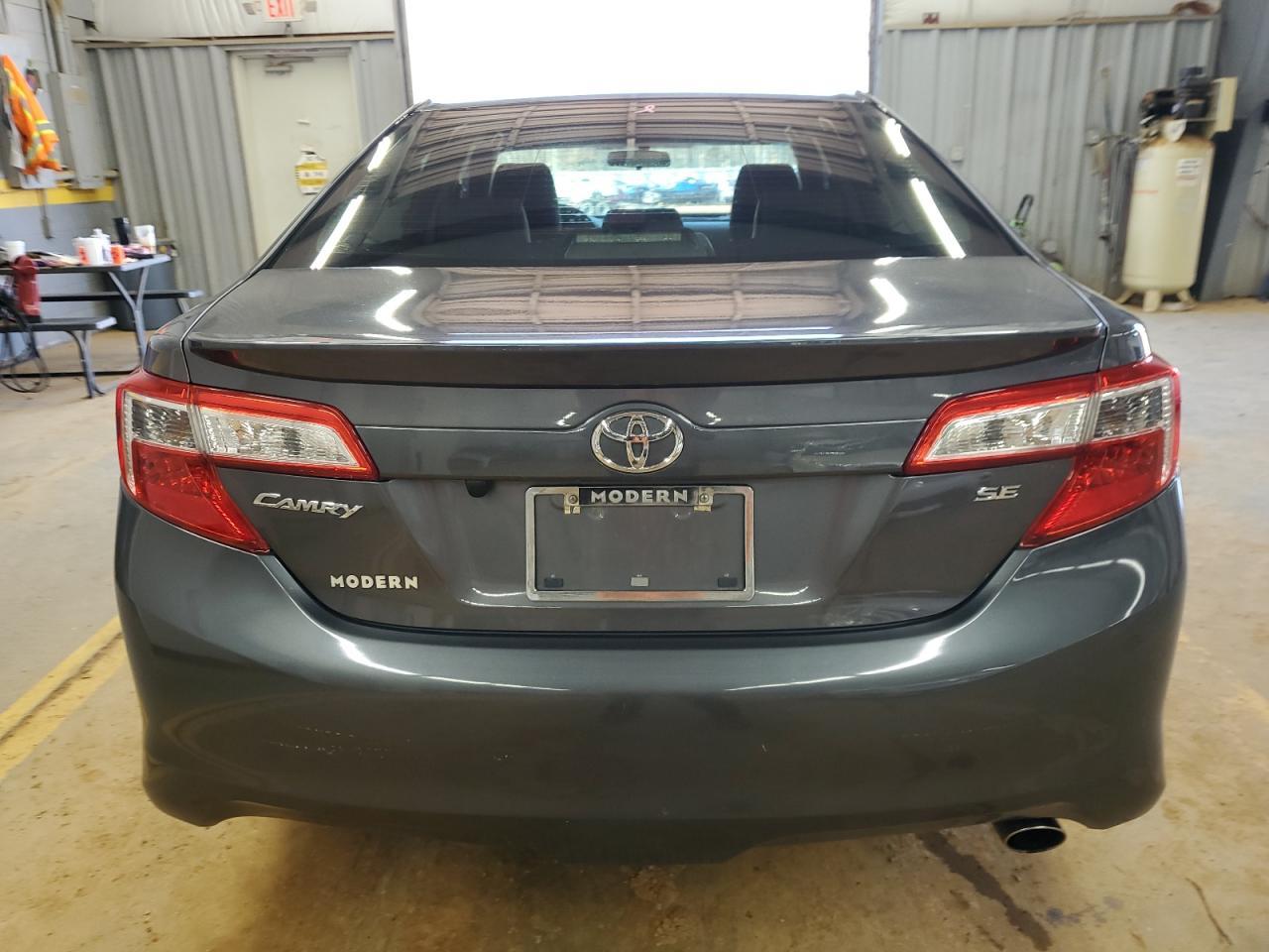 2013 TOYOTA CAMRY L - Фото 6