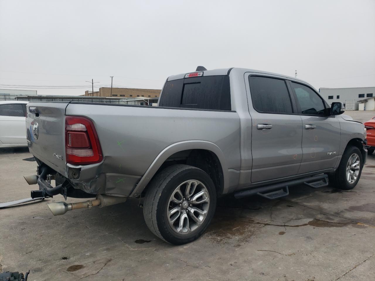 2019 RAM 1500 LARAM - Фото 3