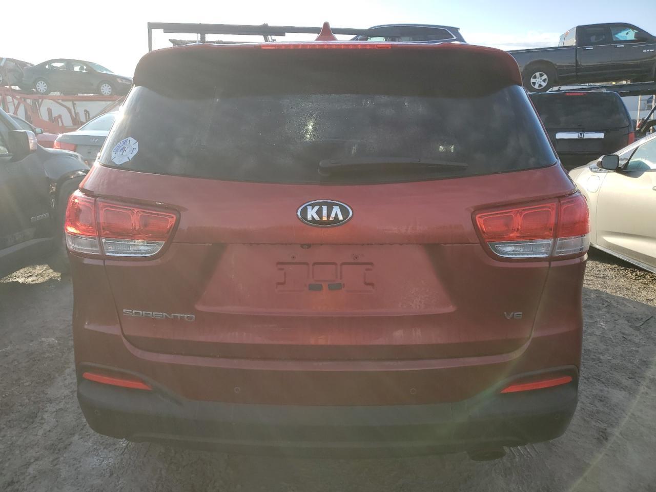 2016 KIA SORENTO LX - Image 6