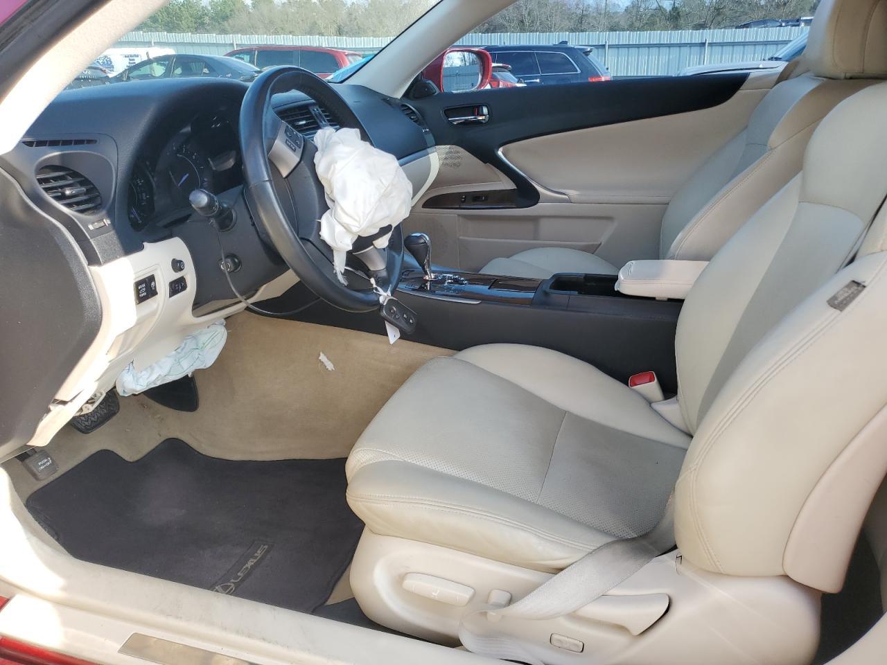 2011 LEXUS IS 250 - Фото 7