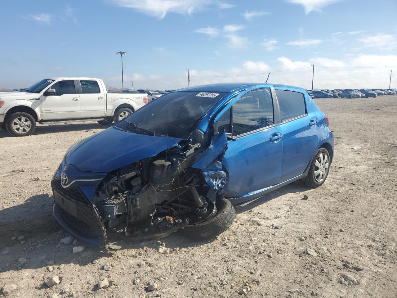 2016 TOYOTA YARIS L