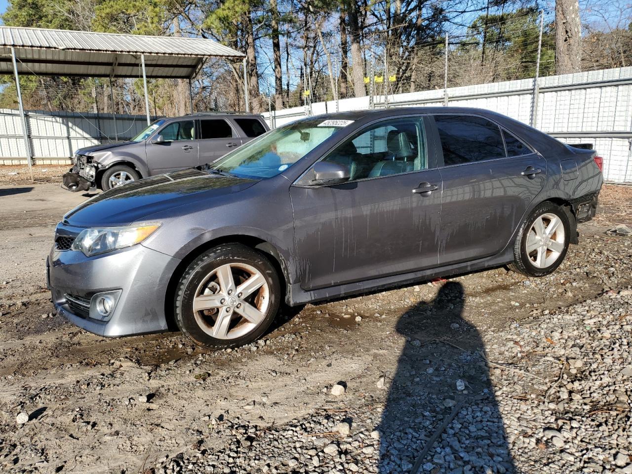 2014 TOYOTA CAMRY L