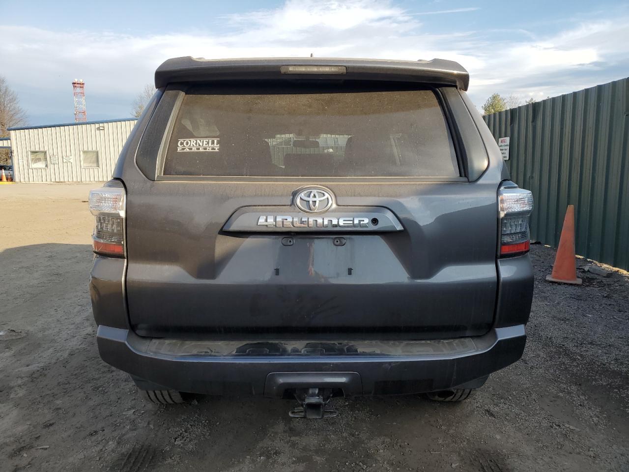 2018 TOYOTA 4RUNNER SR - Image 6