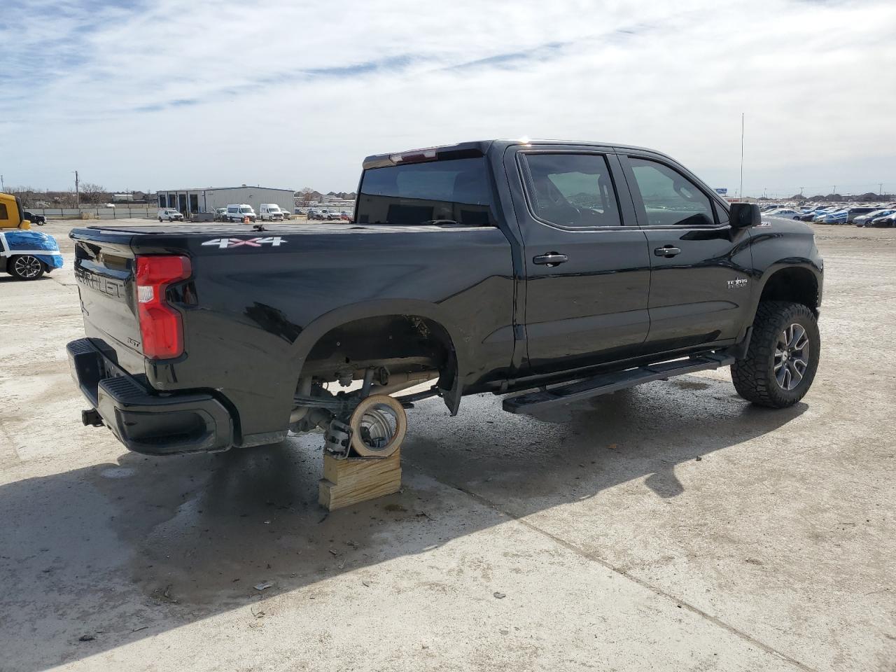 2021 CHEVROLET SILVERADO - Image 3